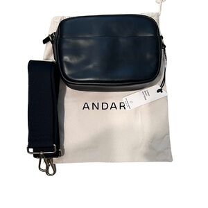 NWT Andar Blake leather crossbody bag in black
